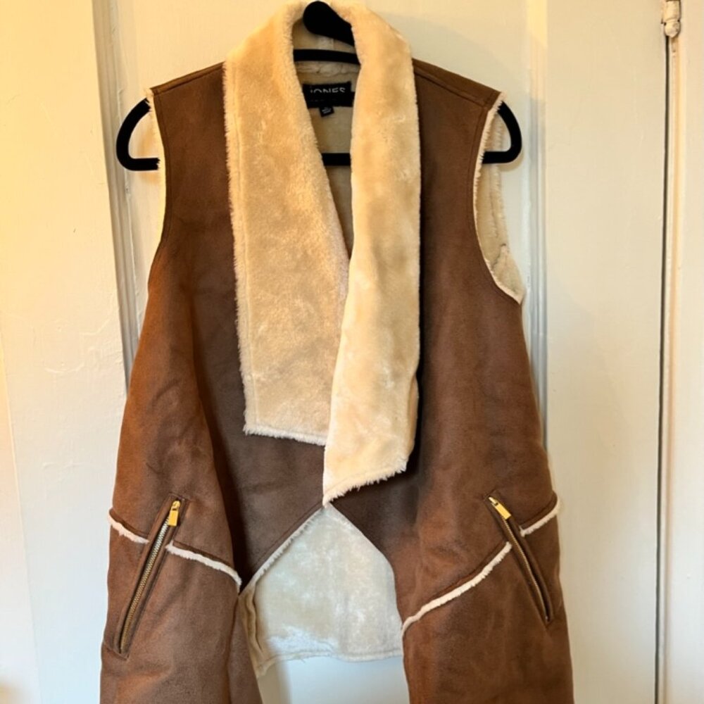 Jones New York Faux Fur Vest - Medium